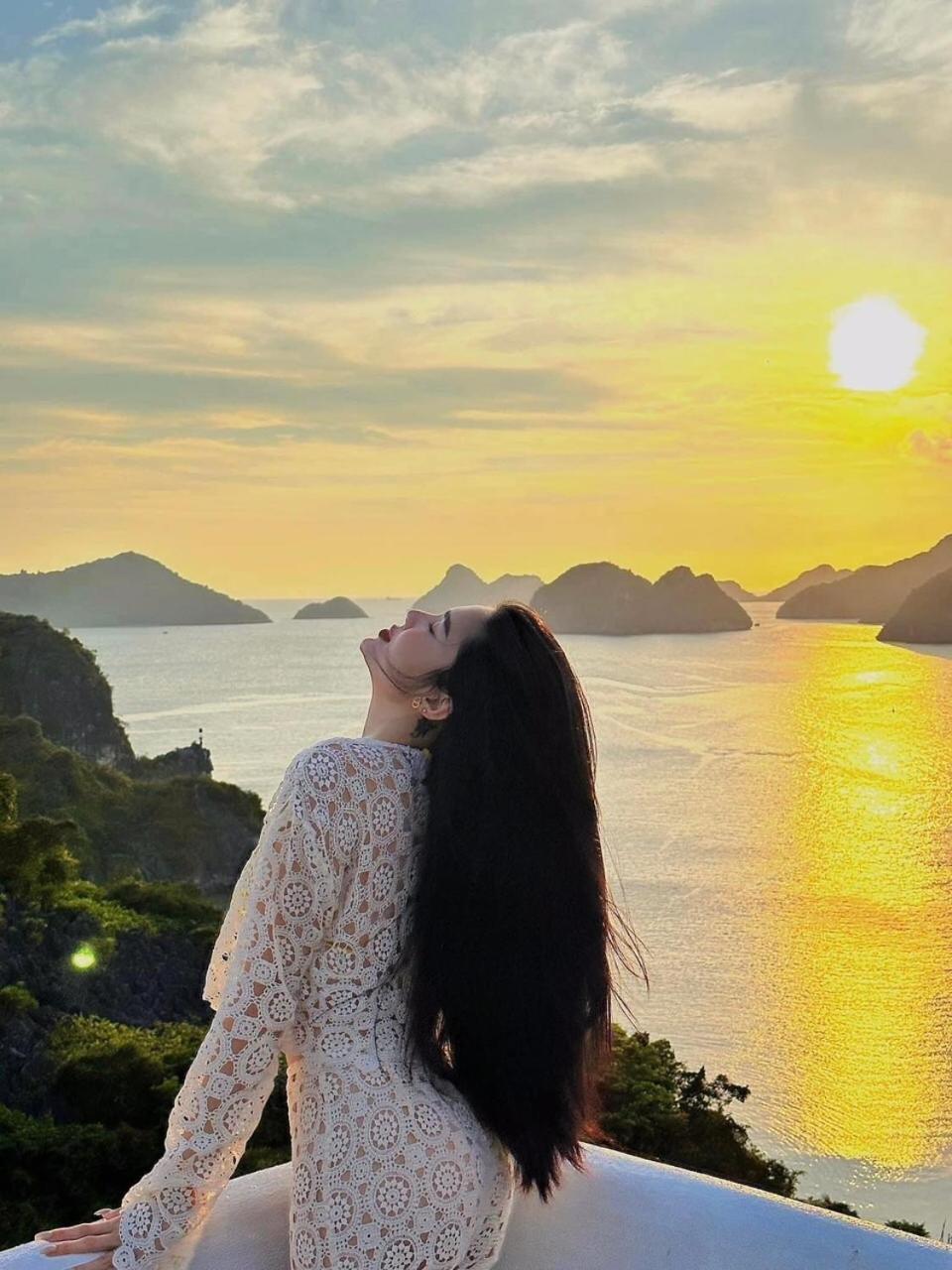 Stone Lotus Hotel Dong Khe Sau Bagian luar foto
